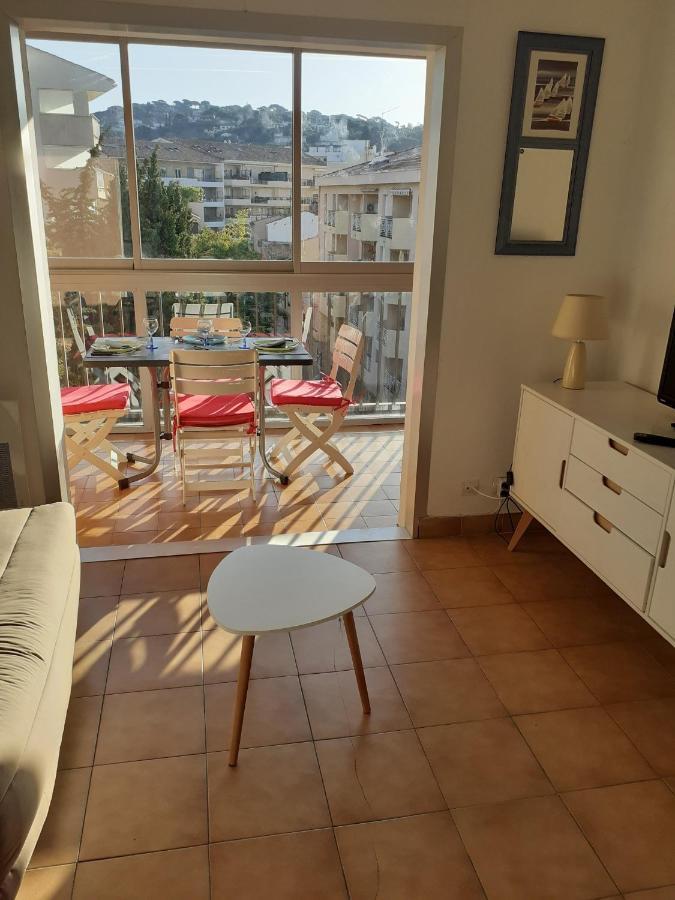 T1 Bis A 50 M De La Plage Sainte-Maxime Extérieur photo